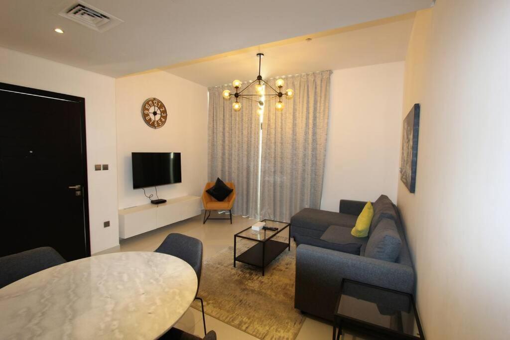 Specious 3 Bedrooms With Maid Room Villa Dubai Ngoại thất bức ảnh