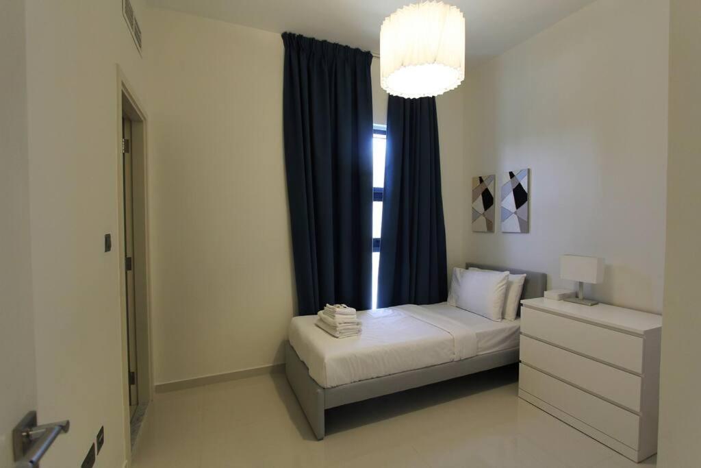 Specious 3 Bedrooms With Maid Room Villa Dubai Ngoại thất bức ảnh